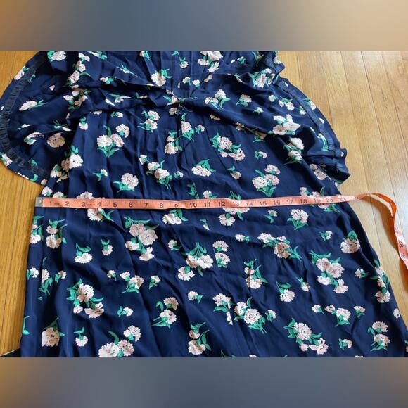 40s Vintage Silk Peplum Dress - Picture 11 of 12